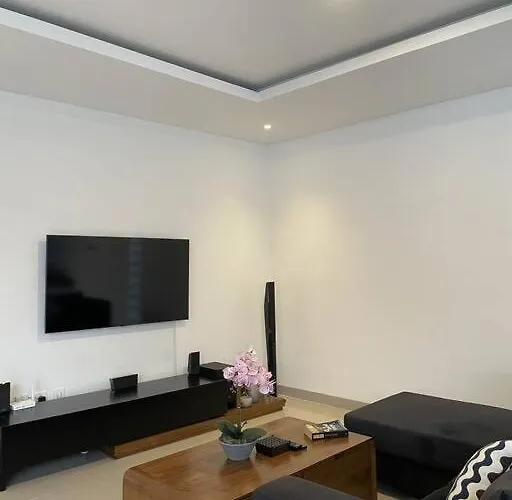 Akmali Umalas 2br With Private Pool & Jacuzzi *