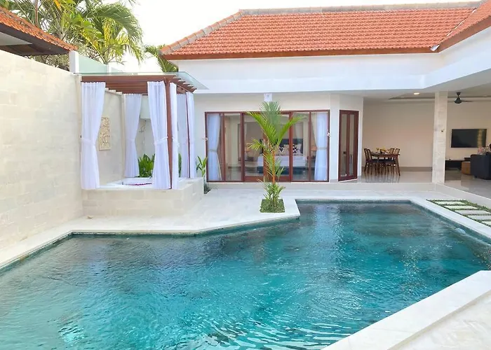 Вилла Akmali Umalas 2br With Private Pool & Jacuzzi Чангу