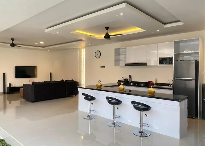 Вилла Akmali Umalas 2br With Private Pool & Jacuzzi *
