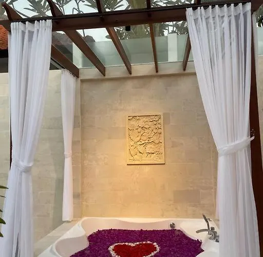 Akmali Umalas 2br With Private Pool & Jacuzzi * Чангу